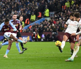 南宫28-关于费耶诺德迎荷甲关键赛；转会期刷新队史纪录；气氛紧张；团队化学反应显著的信息