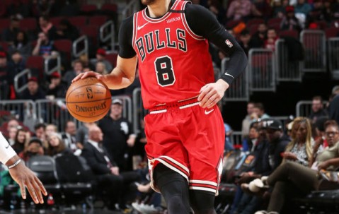 南宫娱乐-包含德罗巴连续十场比赛得分超过势不可挡，公牛挑战极限！的词条