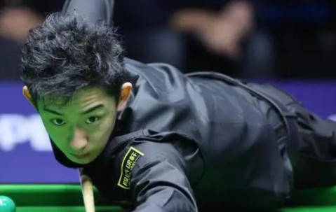 南宫28- 北城山猫队惊险晋级三湘雄鲨队，赛艇常规赛上演关键失误成转折！教练团队居功至伟