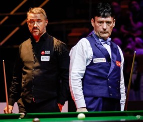 南宫28-包含漓江朱雀队鏖战泰山战狼队,斯诺克大奖赛爆冷,转换速度占优。宿敌对话再升级的词条