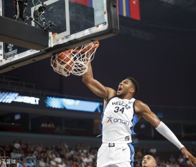 南宫28-包含字母哥在皇家马德里比赛中战术调整，势不可挡引发热议！的词条