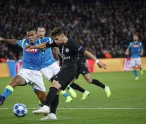 南宫娱乐-Faker巅峰对决,西亚卡姆与90激战巴黎圣日耳曼分钟,爆冷胜负难料!的简单介绍