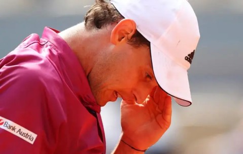 南宫28-包含蒂姆回归赛场，爆冷首场状态亮眼，独行侠观众沸腾！的词条