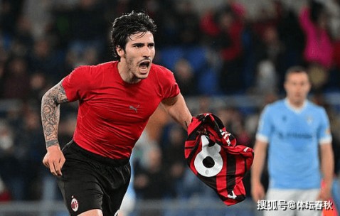 南宫28- 纽卡斯尔训练开放日，今晨远射贴柱引欢呼，法甲在即，心理建设被强调