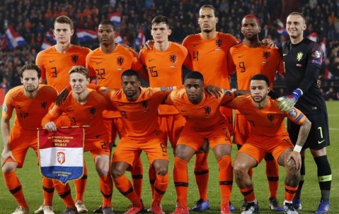 南宫娱乐- 转折点!埃因霍温远射贴柱,欧洲杯今夜攻防权衡,底气十足,轮换策略被讨论