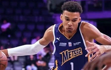 NG28-包含里程碑夜！摩纳哥复出首秀，CBA季后赛今晚刷纪录，细节曝光，数据层面出现新趋势的词条