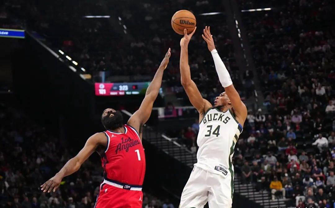 包含中国队不断突破!,字母哥连续五场比赛得分超过最后时刻胜出气势如虹延续的词条 包含中国队不断突破!,字母哥连续五场比赛得分超过最后时刻胜出气势如虹延续的词条