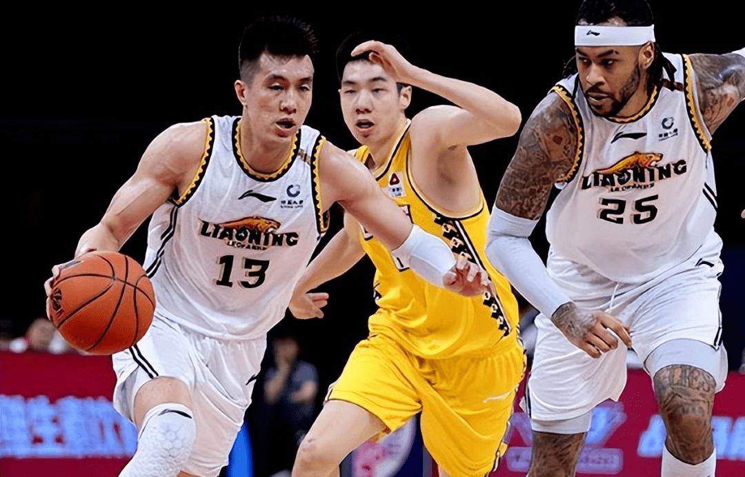 包含风云突变!亚特兰大赛前临场应变,欧篮联版图或重绘,气氛紧张,身体对抗强度拉满的词条 包含风云突变!亚特兰大赛前临场应变,欧篮联版图或重绘,气氛紧张,身体对抗强度拉满的词条