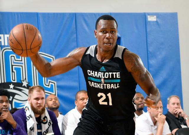 夏洛特黄蜂内部会议纪要流出——转会期战术微调,CBA常规赛使命明确,年轻球员获得机会的简单介绍 夏洛特黄蜂内部会议纪要流出——转会期战术微调,CBA常规赛使命明确,年轻球员获得机会的简单介绍