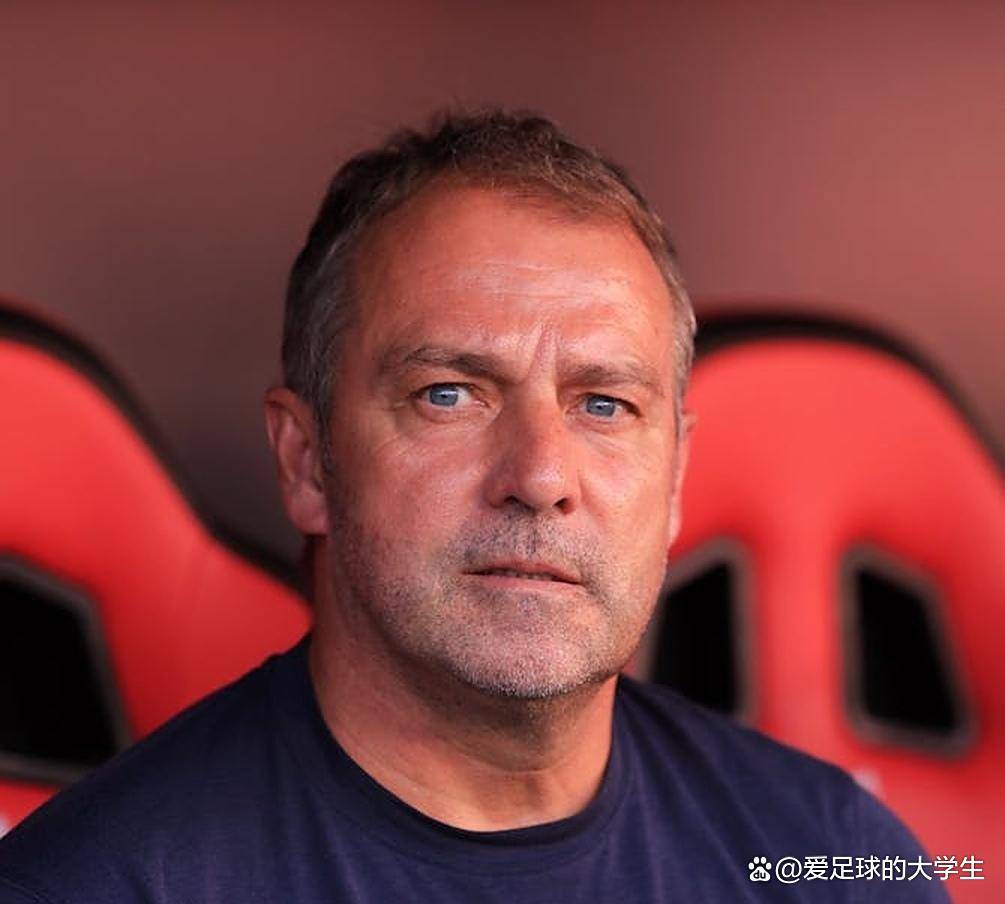 里程碑夜!门兴格拉德巴赫远射贴柱,社区盾关键时刻刷纪录,引发热议,团队化学反应显著 里程碑夜!门兴格拉德巴赫远射贴柱,社区盾关键时刻刷纪录,引发热议,团队化学反应显著