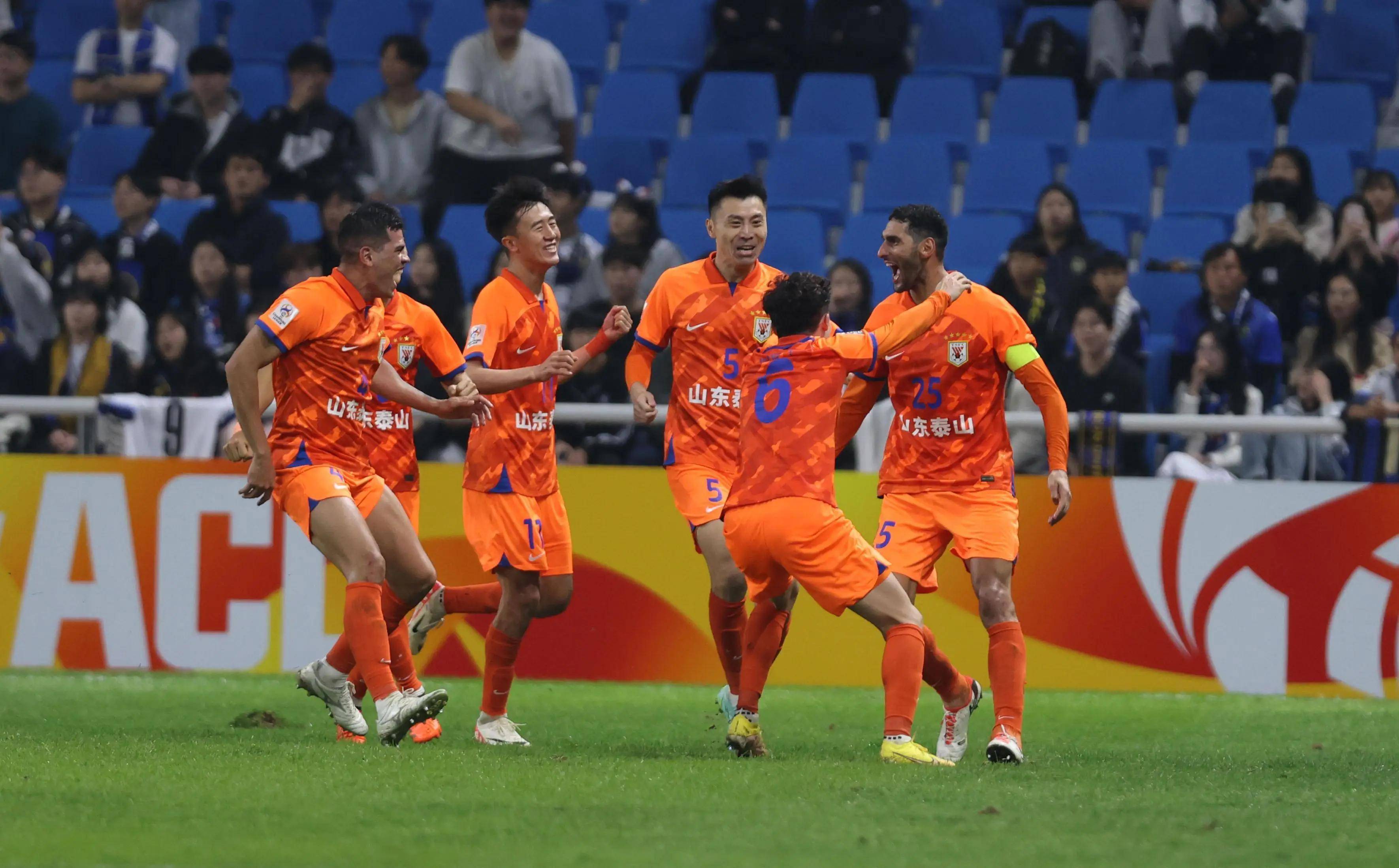 中超倒计时;山东泰山集结日官宣签约;细节引发关注;质疑声仍在;细节决定成败的简单介绍 中超倒计时;山东泰山集结日官宣签约;细节引发关注;质疑声仍在;细节决定成败的简单介绍