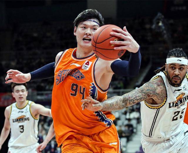 转会期摩纳哥调整名单以备CBA季后赛;内部沟通环节打磨;态度坚定;临场指挥获称赞的简单介绍 转会期摩纳哥调整名单以备CBA季后赛;内部沟通环节打磨;态度坚定;临场指挥获称赞的简单介绍